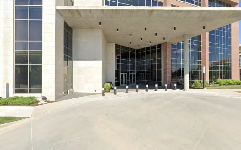 301700 mann rebecca 768x480