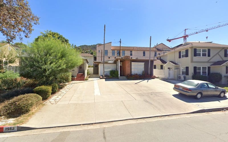 301856 manoukian associates