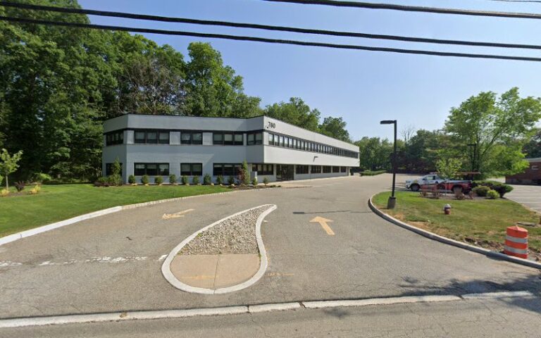 302119 maranz norman a 768x480