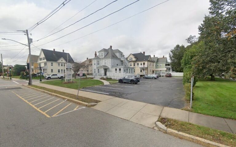 302843 margolis bloom llp 768x480