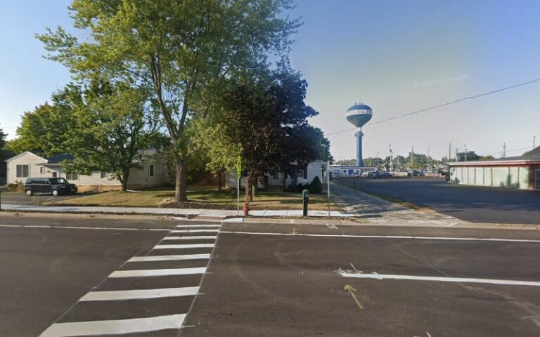 303481 mark a de rue law office 768x480