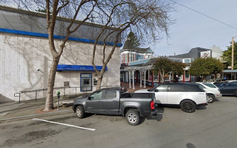 303520 mark a shustoff law office 768x480