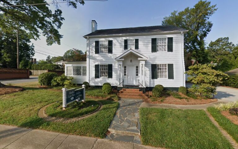 303931 mark e shelley pc 768x480