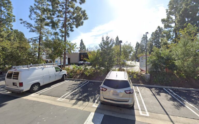 304283 mark kompa 768x480