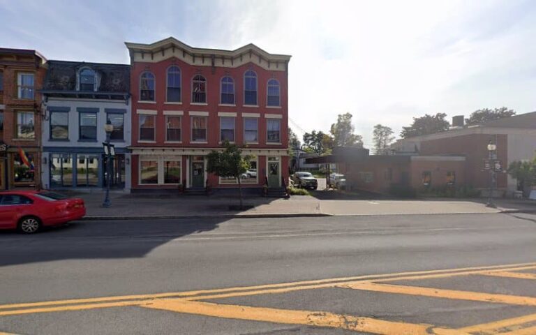 304601 mark s. barnes 768x480