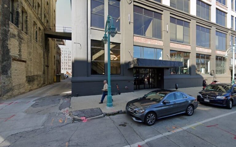 304649 mark sanders 768x480