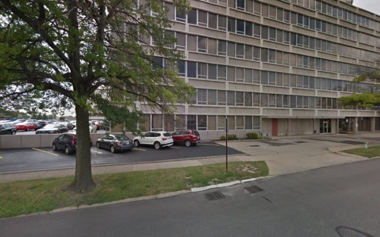 304767 mark vanrooy esq 768x480