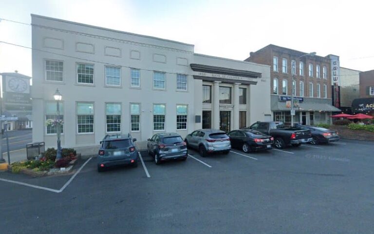 305594 marshall loy law office 768x480