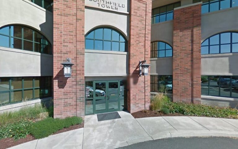 306944 mary kate moss 768x480