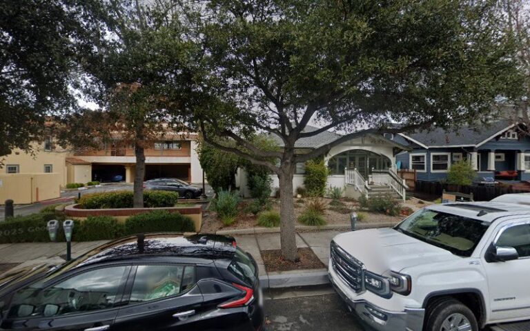 310664 mc lennan william r 768x480