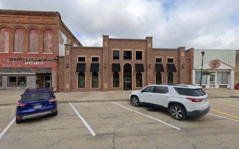 311582 mcclure thomas thomas 768x480