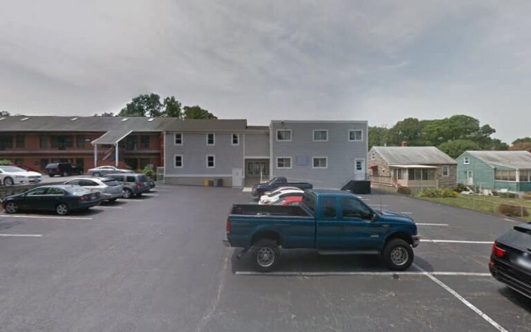 311792 mccormick r saul 768x480