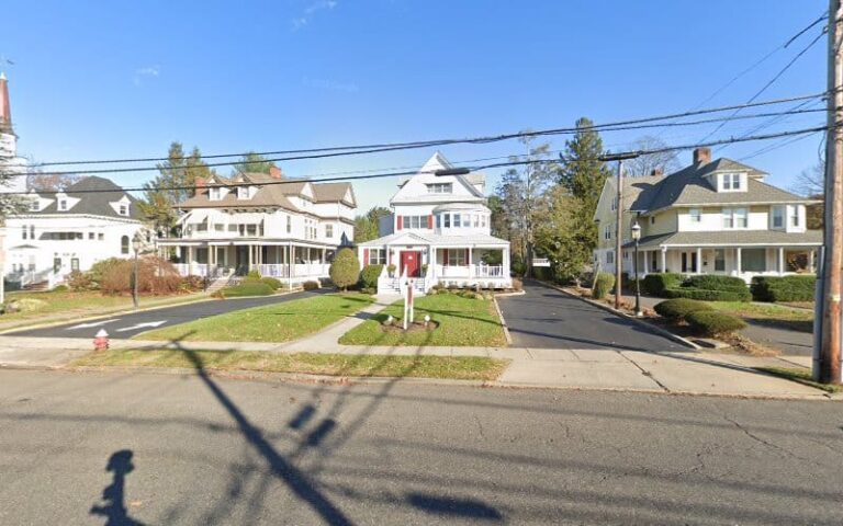 313070 mckenna dupont stone washburne 768x480