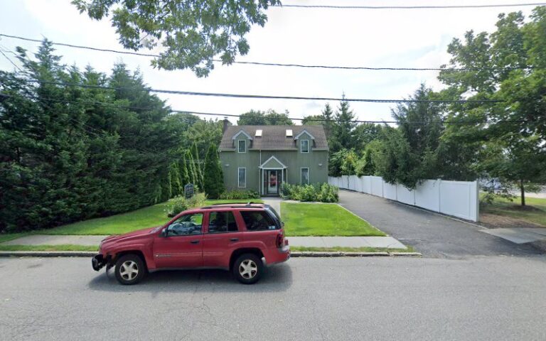 317642 michael croston law offices 768x480