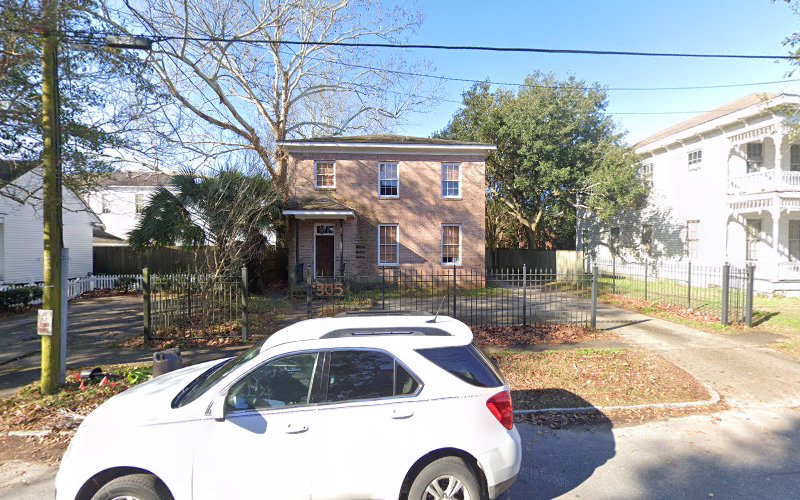 317932 michael e. mark law office