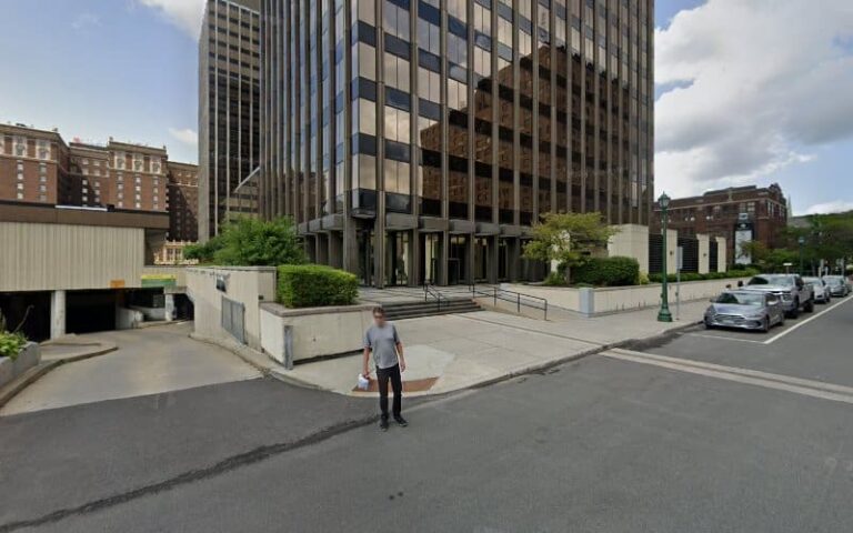 318400 michael j vavonese law office 768x480