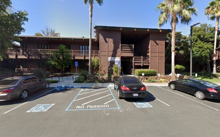 319363 michael rinne ll.m 768x480