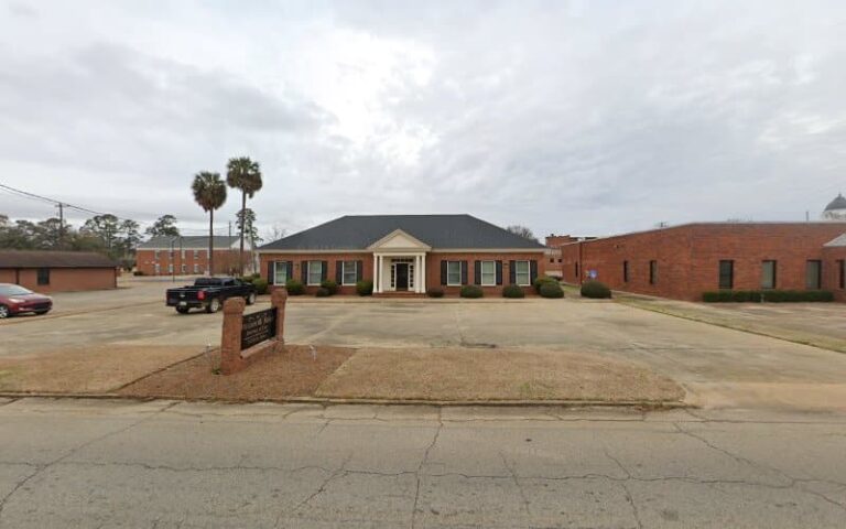 322124 mills william h atty at law 768x480