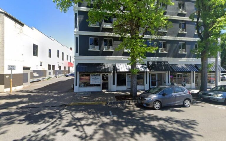 322425 minger douglas e 768x480