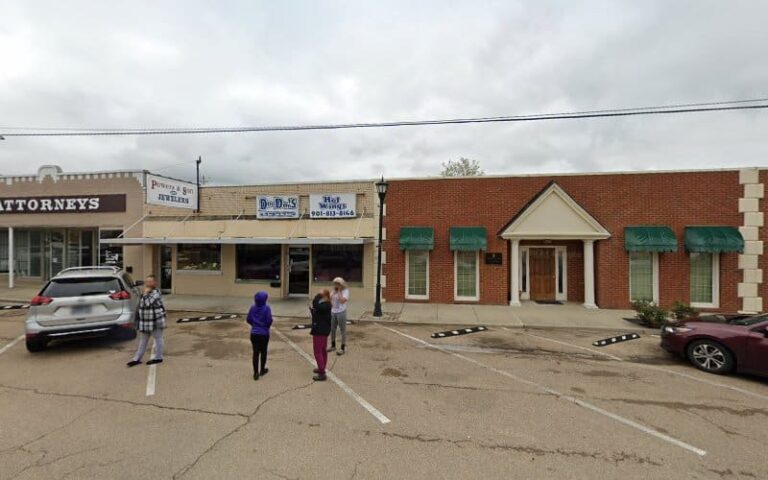 322586 minor douglas 768x480