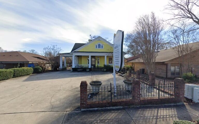 323015 mitchell bouton llc 768x480