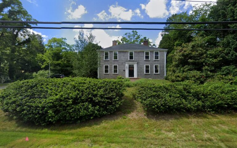 323209 mitchell kate 768x480