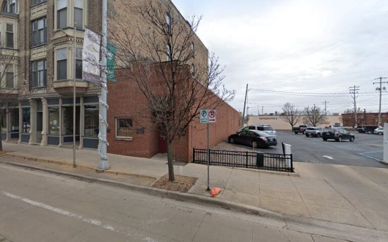 323422 mitus john d 768x480