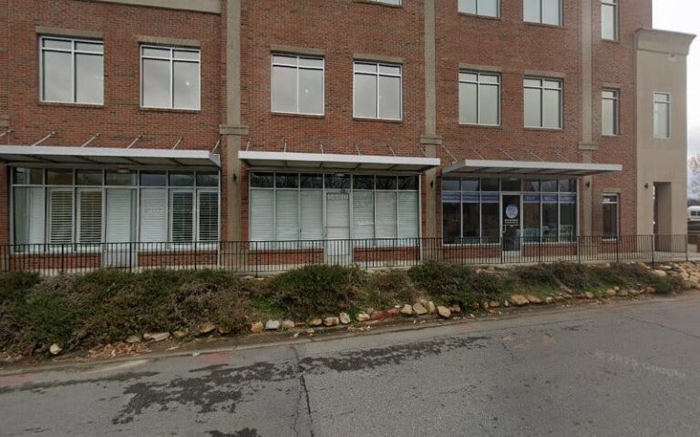 323684 mobley law office 768x480