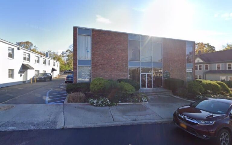 323731 modelewski christopher 768x480