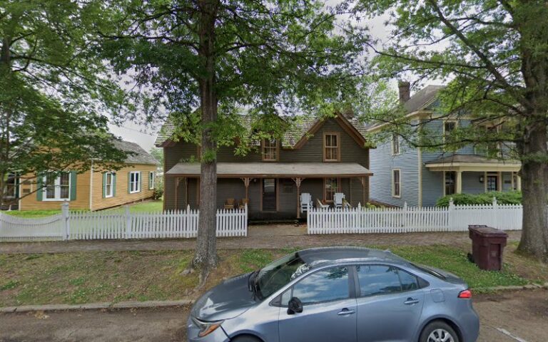 323896 moffett law firm 768x480