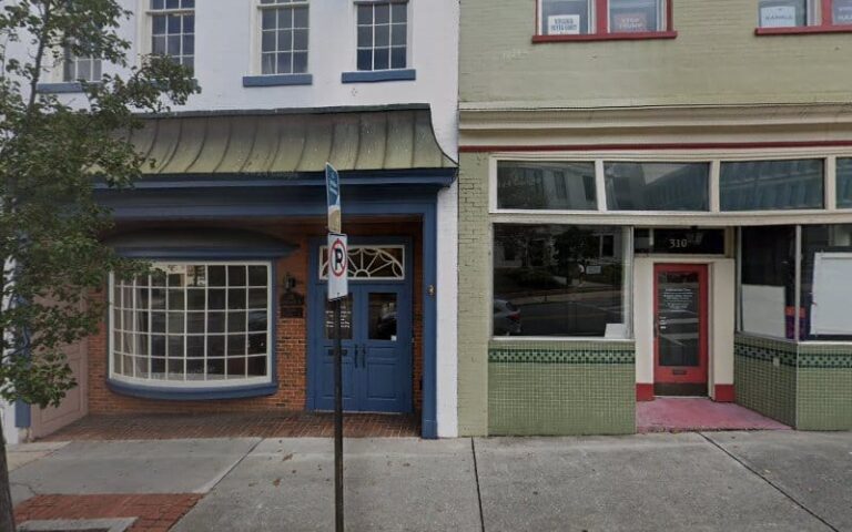 324169 molumphy iii john t 768x480