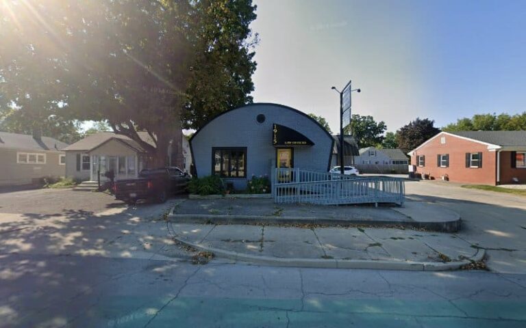 324288 monday jones albright 768x480