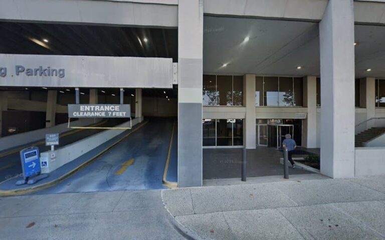 325054 moody heather g 768x480