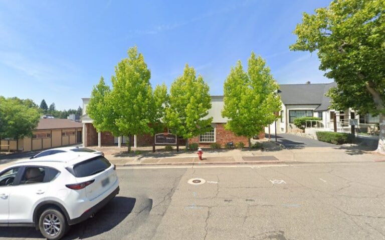 325180 moore bogener inc 768x480