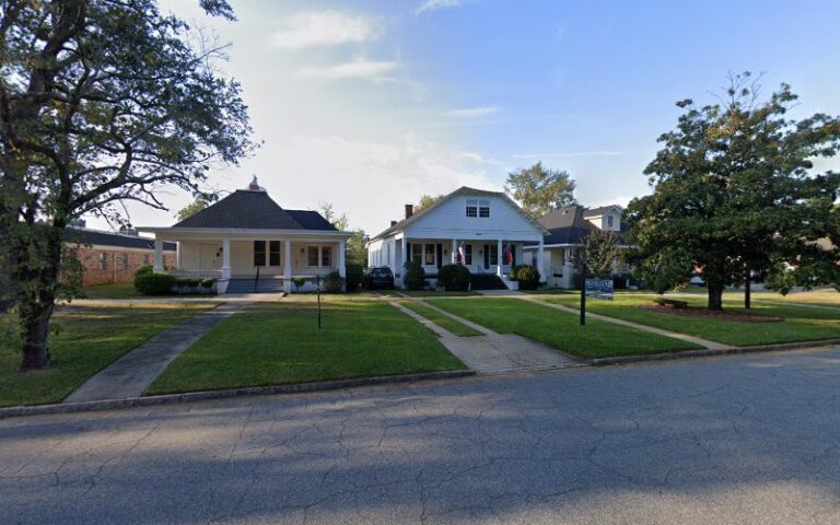 325535 moorhead law firm 768x480