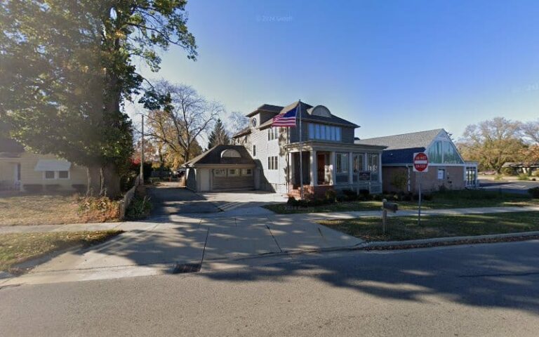 325551 moorshead pamela s 768x480