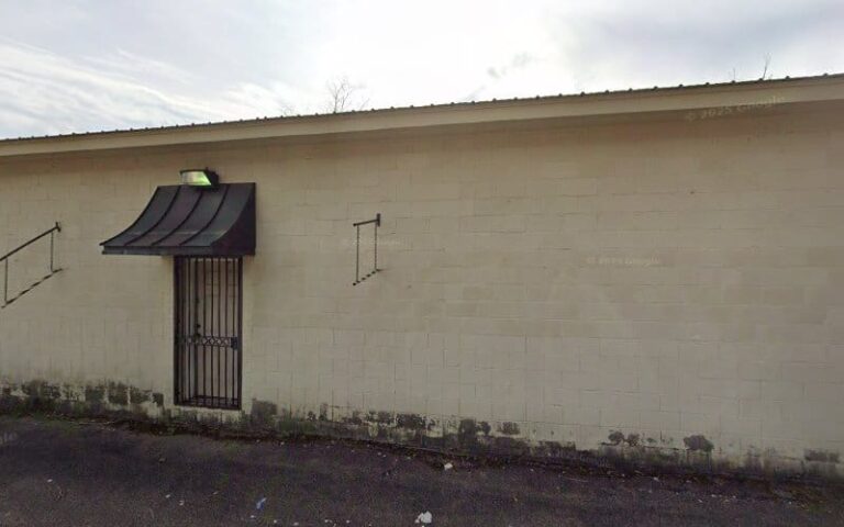 326840 morris sakalarios blackwell 768x480