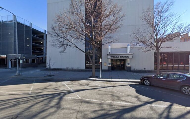 327292 moses lansing pc 768x480