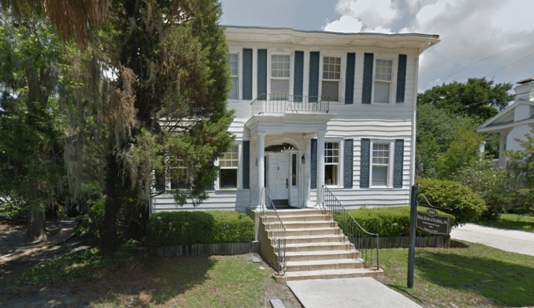 327421 moss kuhn attorneys 768x444