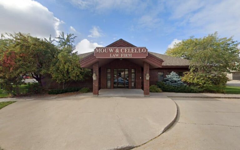 327774 mouw celello pc 768x480