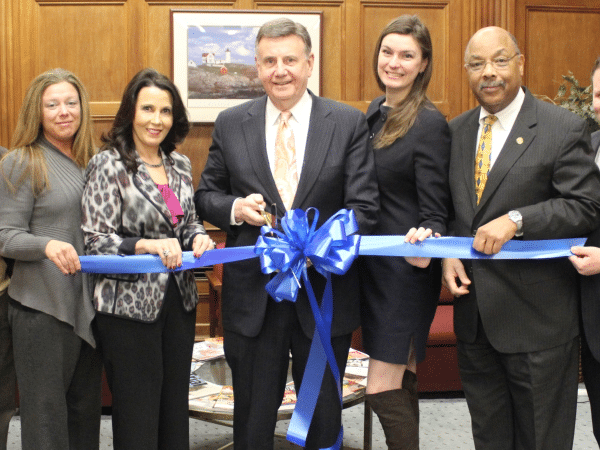 327863 moynahan law firm