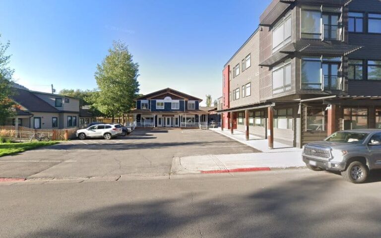 328370 mullikin larson swift 768x480