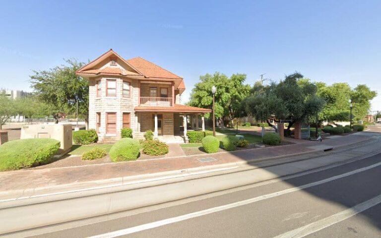 328576 munoz law office 768x480