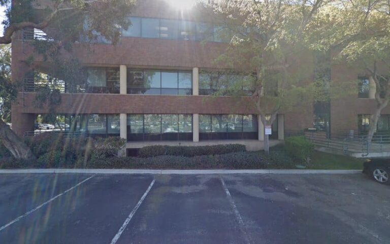 328816 murphy and charles 768x480