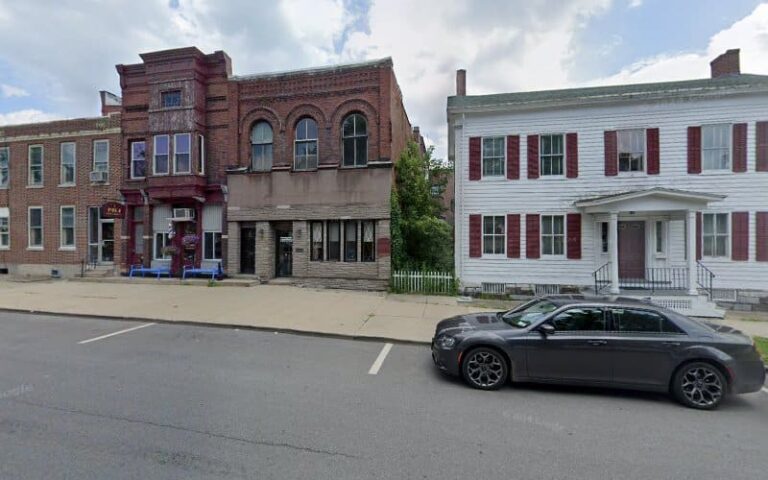 329087 murphy niles greco 768x480