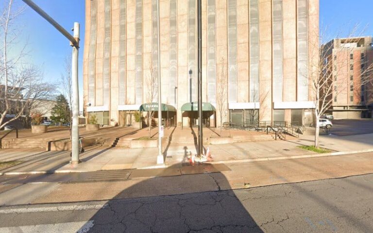 332936 nevin ron 768x480