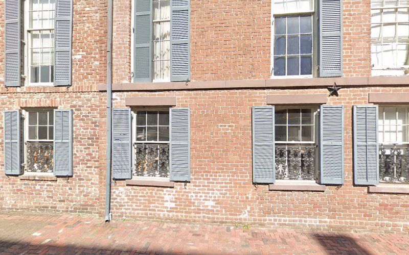 333096 new south law llc