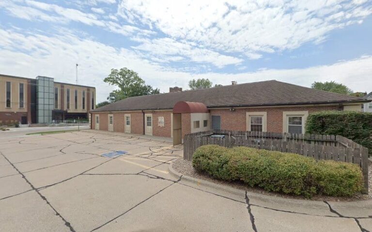 334086 nick bradley e 768x480