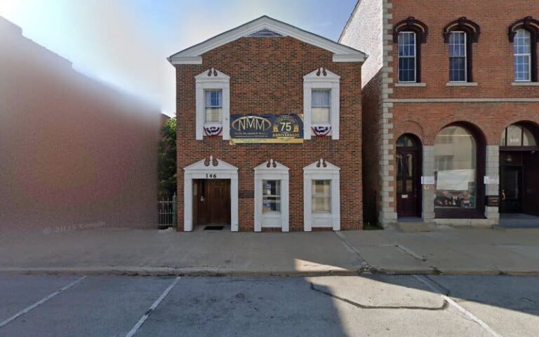 334943 noble montague moul 8211 duplicate 768x480