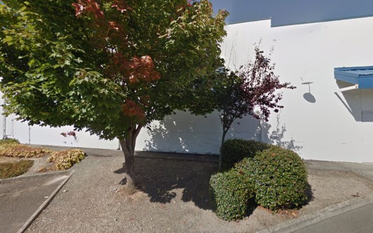 336752 oak harbor office 768x480